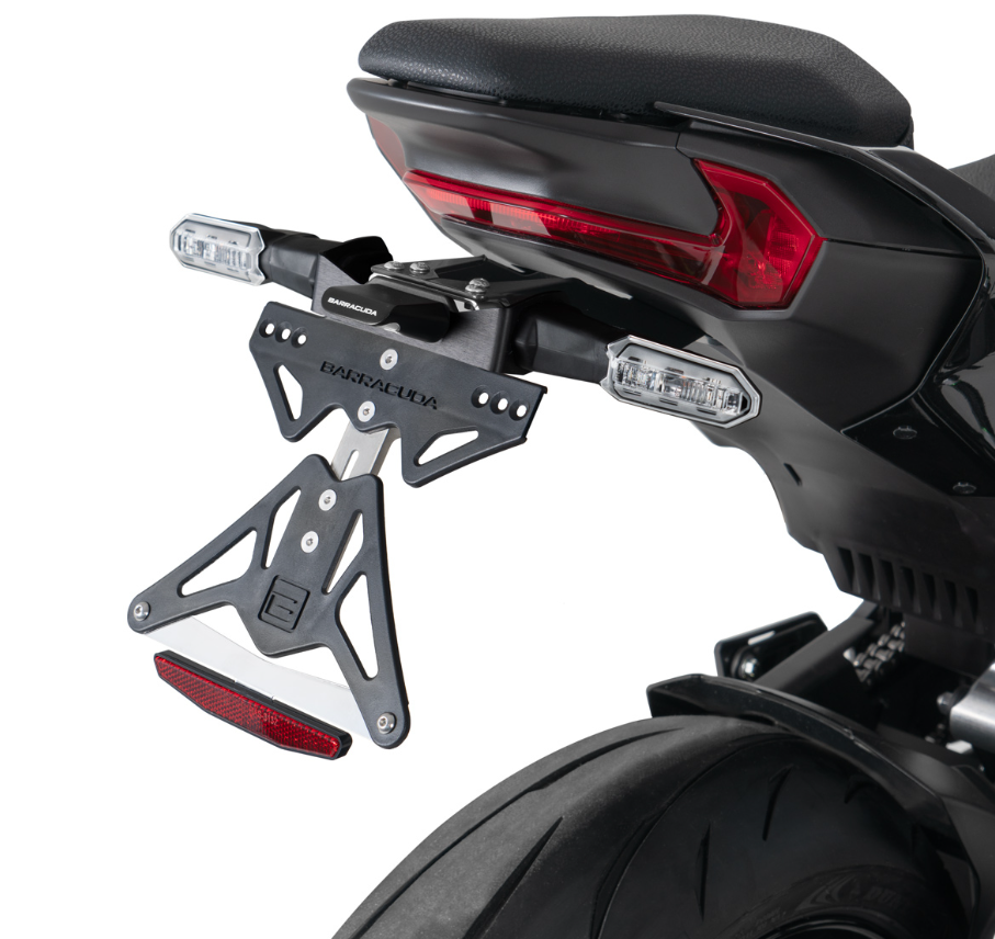 Стойка за номер за оригинални мигачи BARRACUDA Kawasaki Z900 25